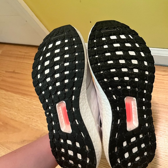 White ultra boost - Picture 7 of 8